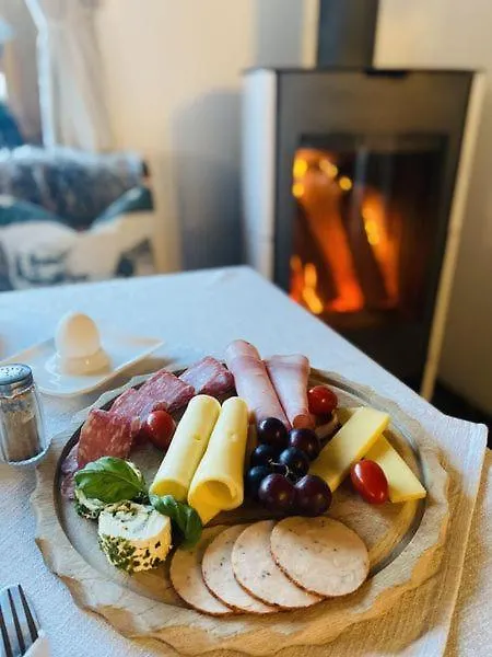 *** Inn Steinbock Bed & Breakfast Fischen im Allgaeu Germany